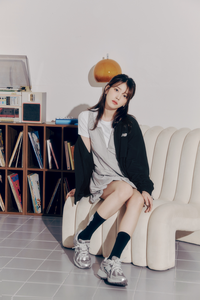 이랜드 뉴발란스, 글로벌 앰버서더 아이유 가을 화보 공개