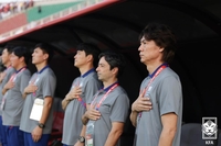 ‘오만 쇼크’ 피하고, 중동 원정 ‘다득점’으로 ‘첫 승’ 신고…홍명보호, 일단 한숨 돌렸다