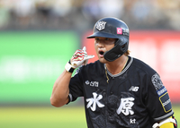 [포토]적시타에 세리머니하는 KT 김상수