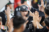 [포토]8회말 동점 만드는 KT 황재균