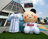 예상된 흥행 대박, 두산 동대문 망곰 팝업스토어 3000명 찾아 7억3000만원 팔았다