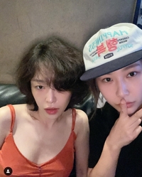 ‘브아걸’ 가인, 단발펌에 포스 제대로…제아 생일파티에서 4년만 깜짝 근황