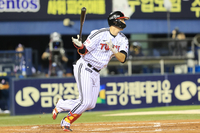 ‘현세대 출루 머신 전설 향한다’ 3000타석 넘긴 홍창기 故장효조 넘고 역대 출루울 1위 [SS스타]