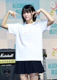 [포토]QWER 시연, 컴백했어요!