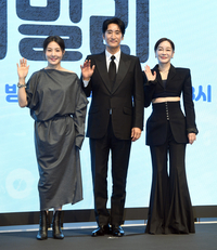 [포토]박지영-신현준-김혜은, ‘다리미 패밀리’로 인사 드려요!