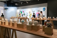 작가들이 해석한 달항아리…일상여백, 작가 50여명과 특별 컬래버 기획전 선보여