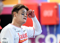 [포토]마지막 타석 소화한 SSG 추신수