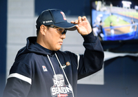 시즌 종료 위기 두산 “내일 지면 끝, 2차전 곽빈 대기 여차하면 발라조빅도 나온다” [WC1]