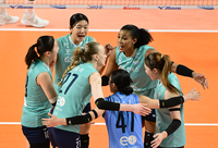 GS칼텍스, 1위로 준결승 진출…현대건설도 2위로 생존