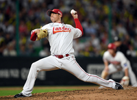 [공식] 우승 주역 41세 베테랑도, ‘1일1깡’ 신드롬도…SSG 방출 칼바람 못 피했다