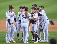 [포토] 준PO 2차전 접수한 LG