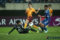 망가진 잔디 때문에 사라진 홈 어드밴티지…광주, ACL 홈 경기 용인에서 한다