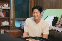 ‘DNA 러버’ 최시원 “시원섭섭하단 말로도 부족…힘 모아 만들어낸 작품”