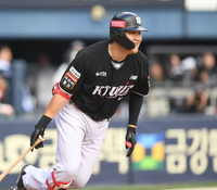 ‘어? 확 바꿨네?’ KT 3차전, 4번 오재일-5번 황재균…로하스-강백호 테이블 세터 [준PO3]