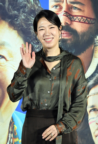 故 박지아 추모한 염혜란, 생사고비도 함께 한 우정 “중환자실 찾아 기도와 간병까지. 감사한 마음 뿐”