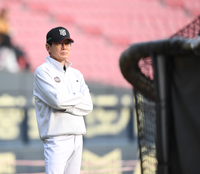 [포토] 훈련 지켜보는 이강철 감독