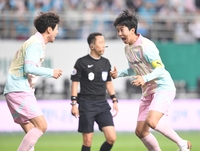 [포토]임영웅, 이렇게 기쁠 수가!