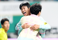 [포토]골에 환호하는 임영웅