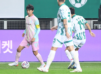 [포토]돌파 시도하는 임영웅