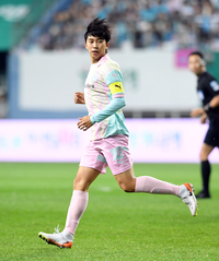 [포토]그라운드를 누비는 임영웅