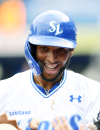 [포토]2점 홈런에 기뻐하는 삼성 디아즈