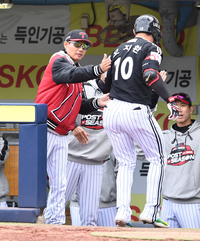 “3승 해야 한다, 대구 1승 1패면 목표 달성” 완패에도 다음 바라본 염경엽 감독 [PO1]
