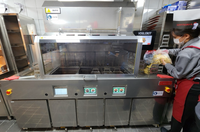 롯데GRS, 자동화 로봇 ‘보글봇’ 도입 ‘서울대입구역점’ 재오픈