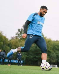 이번엔 부상 없이 오래 뛸 수 있나…바르사·벤피카 이적설 ‘유리몸’ 제임스, 일단 첼시 훈련 합류