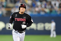 ‘스크린을 지배한’ 신성일 7주기… 청춘스타를 만든 507편의 기록