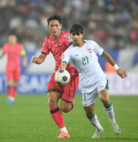 전지현, 파격 보디수트+청바지 ‘압도적 비주얼’