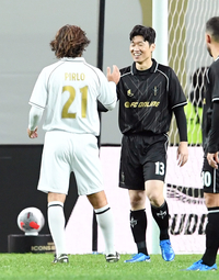 [포토]박지성-피를로, 다시 한 번 그라운드에서!