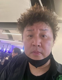 정준하, 조세호 결혼식 불참…“축의금만 보내 미안하다”