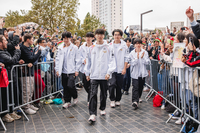 결승은 ‘한·중’ 자존심 대결 성사! 준결승 ‘숙적’ 젠지 vs T1, 왕좌에 도전할 주인공은? [롤드컵]