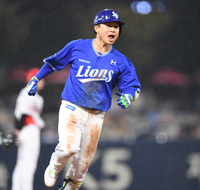 [포토] 솔로포 김헌곤 ‘내가 해냈어’