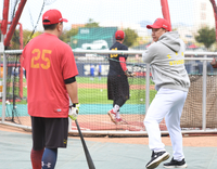 “타자들 완벽히 준비했다” 감독 이범호의 ‘첫 KS’, 2번 소크라테스-1루수 서건창…“1~2차전 올인” [KS1]