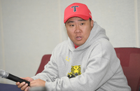 “첫 번째 투수? 경기에서 보시죠” 이범호 감독 ‘함구’…4차전 선발 네일→윤영철 불펜 가능성 [KS1]