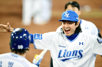 [포토]박병호 홈런, 구자욱의 환호