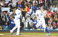 [포토]3차전에 터진 삼성 박병호의 홈런