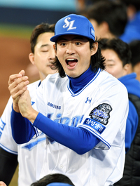 [포토]김영웅의 홈런에 환호하는 삼성 구자욱