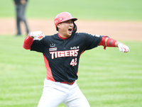 [포토]KIA 김태군, KS 4차전 만루 홈런