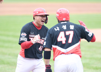 [포토]KIA 김태군-나성범, 만루 홈런의 기쁨을!