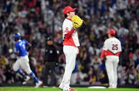 [포토]1회초 삼성 디아즈에게 2점 홈런 허용하는 KIA 선발 양현종