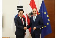 김동연, 유럽 첫 투자유치 세일즈 포인트 ‘히든챔피언’