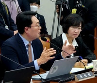 천하람 “이러니 지지율이...,” 정진석 “개혁신당 지지율이나...” [2024 국정감사]