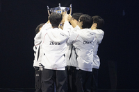 T1 ‘4시드 기적’ 쓰며 롤드컵 ‘V5’ 완성! BLG 제압, 中 ‘불패 신화’ 계속 된다 [롤드컵 우승]