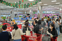 “맥주 한 캔 990원·파프리카 890원”…롯데마트, ‘땡큐절’ 2단계 진행