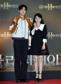 김도훈과 열애설 해명 김유정, 가을 청량美 폭발!