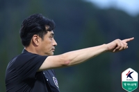 ‘승격’ 넘어 ‘1부’ 바라보는 유병훈 감독 “다시 초보 감독 돼, 현실 목표는 ‘잔류’지만 6강에 도전해보고파”[SS인터뷰②]