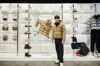 네파, ‘에어써밋’ 출시 기념 이준호 팬사인회 개최