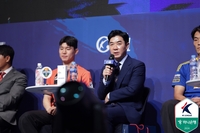 “윤정환 감독 거취? 시즌 종료 전 정리” 구단주도 언급…‘강원 동화’ 수장의 미래는?